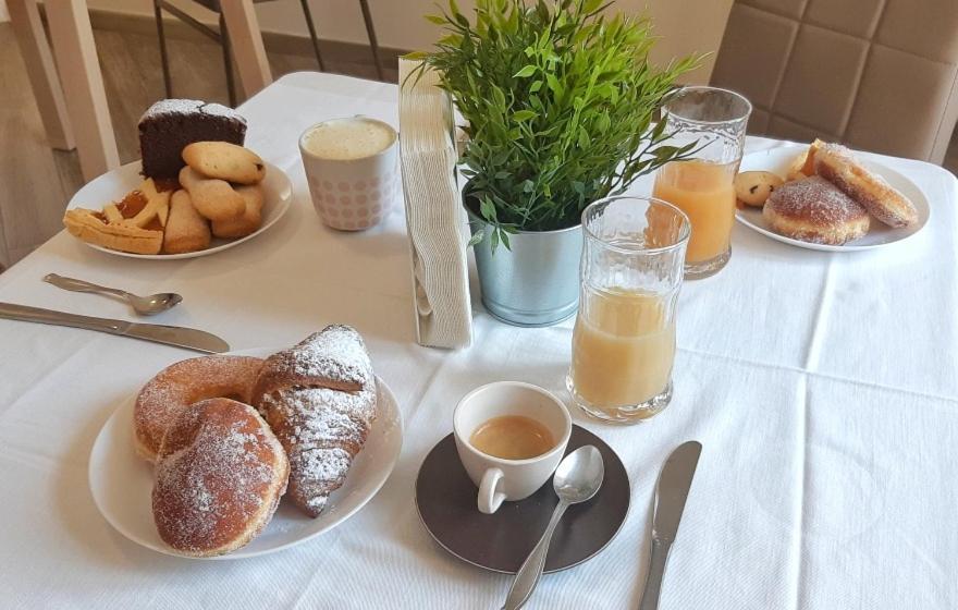 Monday Couette-café Fiumicino